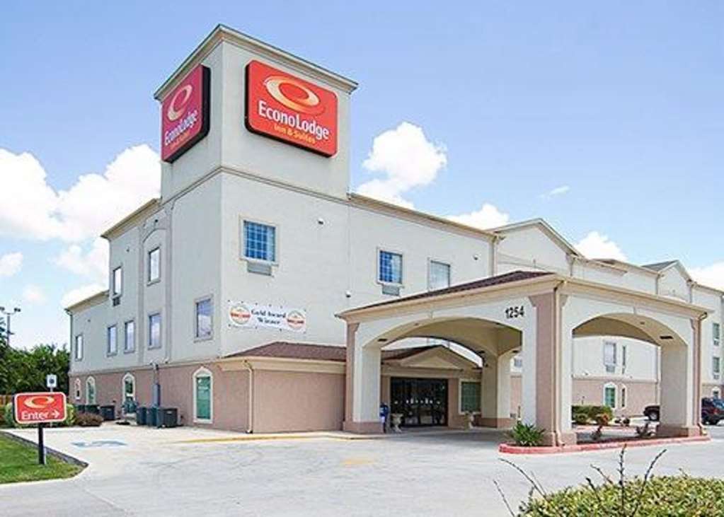 Americinn By Wyndham Ню Браунфелс Екстериор снимка